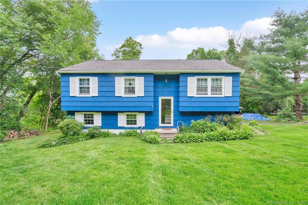12 Scenic View Drive — exterior photo