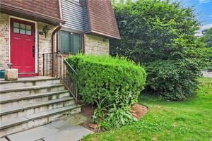 146 Cold Spring Road, Unit 1