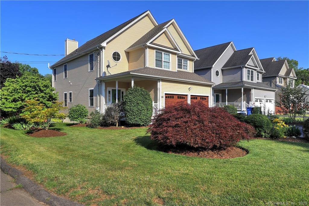 28 Franklin Street — exterior photo